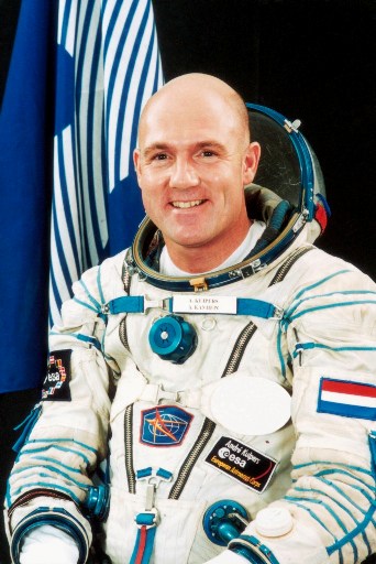 André Kuipers met Sokol pak André Kuipers met Sokol pak